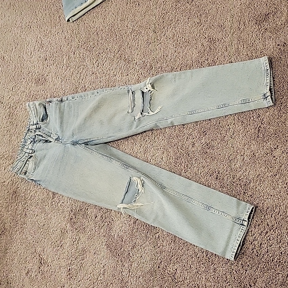 Jeans ripped